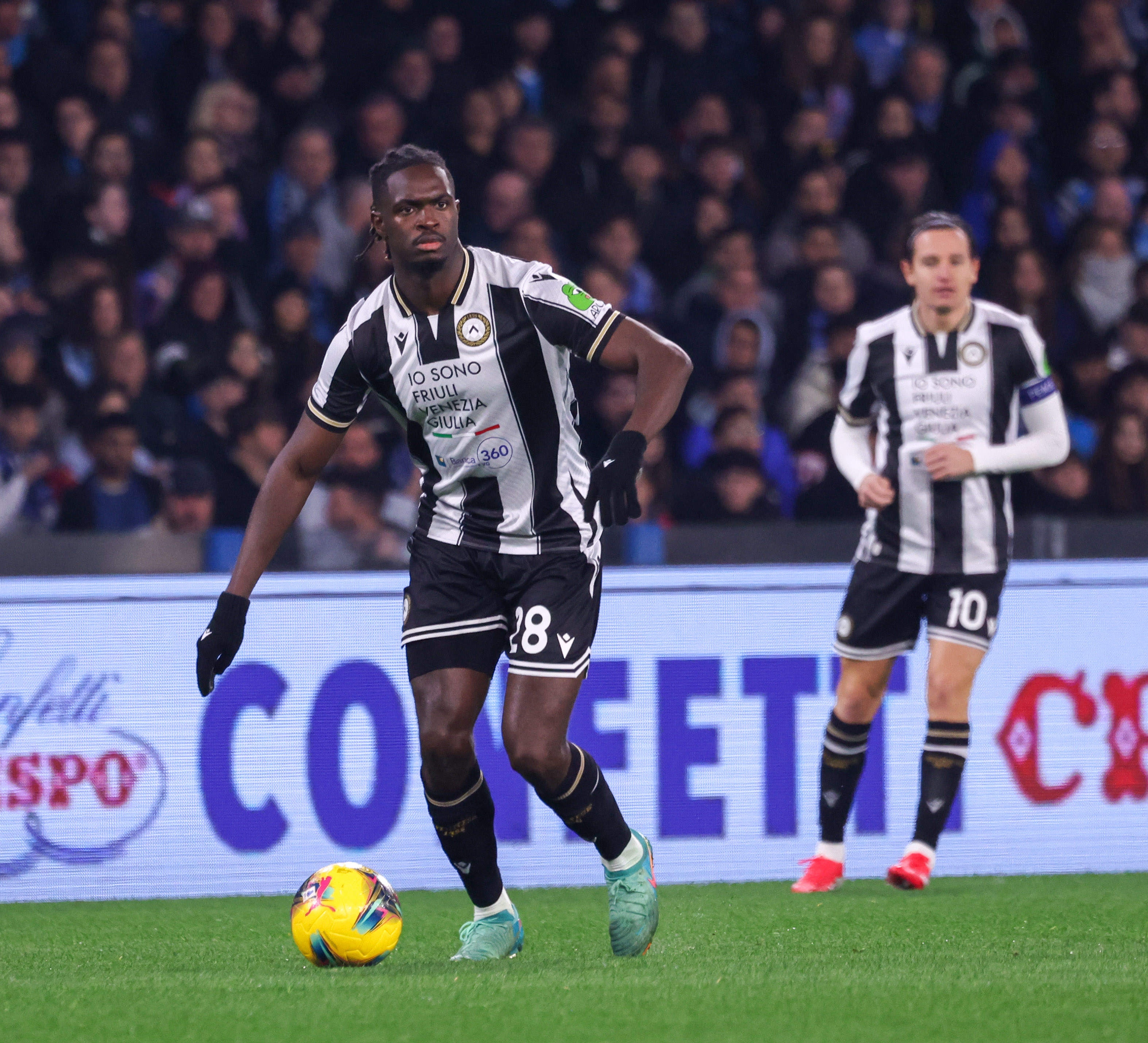 沙巴体育官网入口-法媒曝国米正式求购乌迪内斯后卫索勒 面临高额转会费阻力