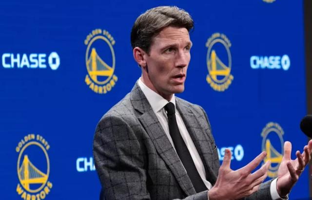 SABA沙巴体育-勇士仍未放弃库里时代 邓利维坚称目标是赢在当下